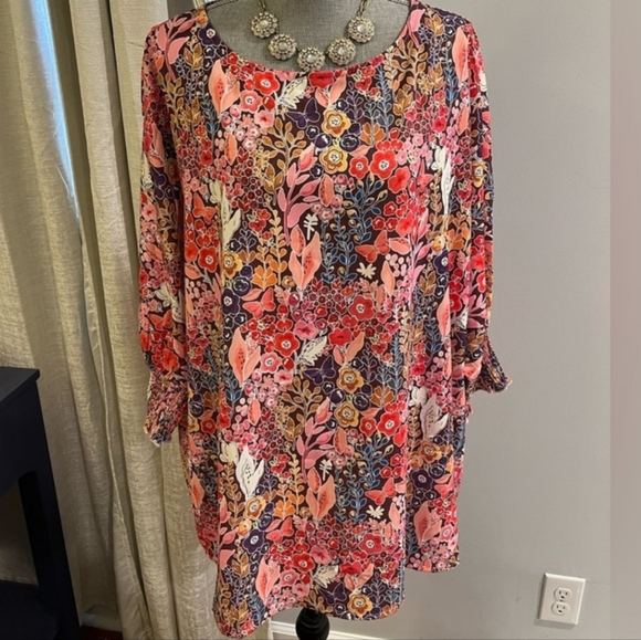 Beautiful Blouse XL New no tags - Picture 1 of 4